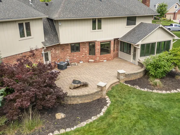 10414 E Quiet Dr, Indianapolis, IN 46239