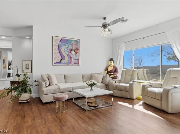 11013 Mission Lakes Ave, Las Vegas, NV 89134