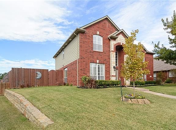 2nd image of 9021 Riverchase Dr