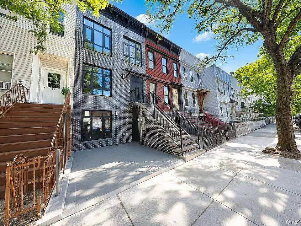 25 Goodwin Pl #UNITB