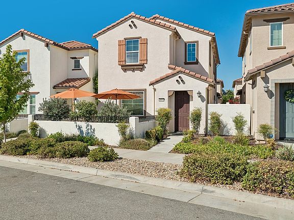 3rd image of 1009 Billington Ln