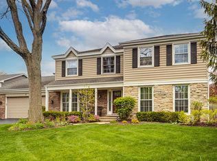 4 Fox Trl, Lincolnshire, IL 60069