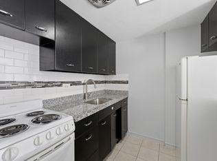 The Kenmore Place, Chicago, IL 60660