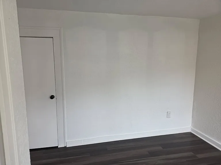 3923 Springfield Blvd #1 — Photo 12