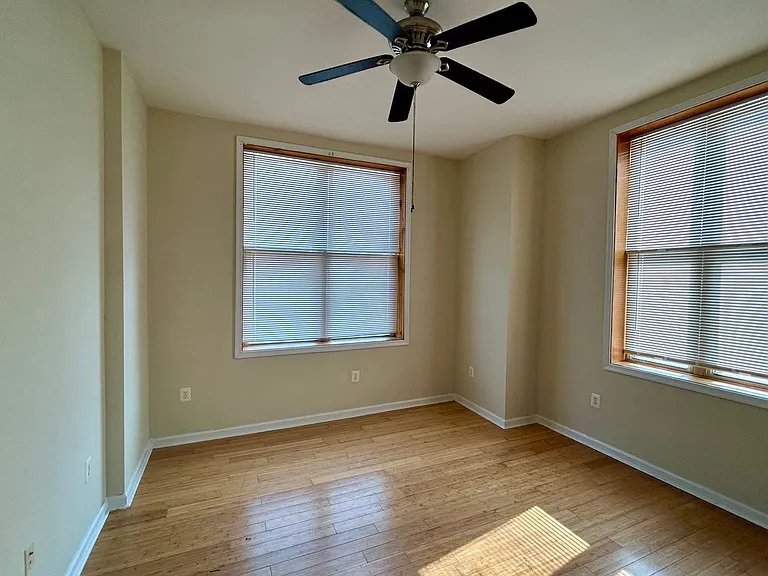 Apartments in Reservoir Hill, Baltimore, MD! — Photo 36
