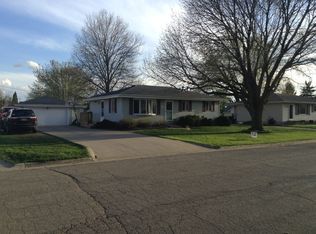 206 W Pleasant St, Monroe, IA 50170