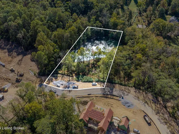 6 Banta Blvd, Pewee Valley, KY 40056