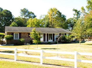 300 Meadow Rd, Goldsboro, NC 27534