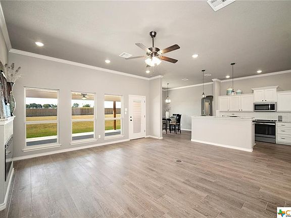 3rd image of 4005 Joe Bozon Dr