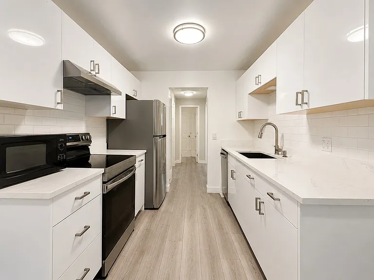 17109 NE 45th St #36 — Photo 3