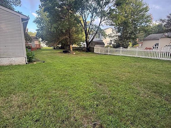 5th image of 46 4th St