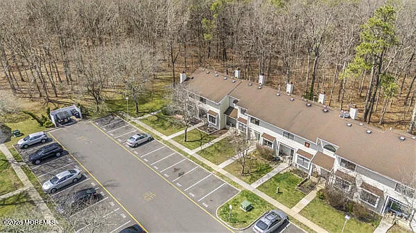 805 Arlington Dr — Photo 4