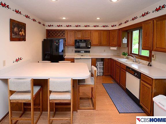 5th image of 1732 N 121st St