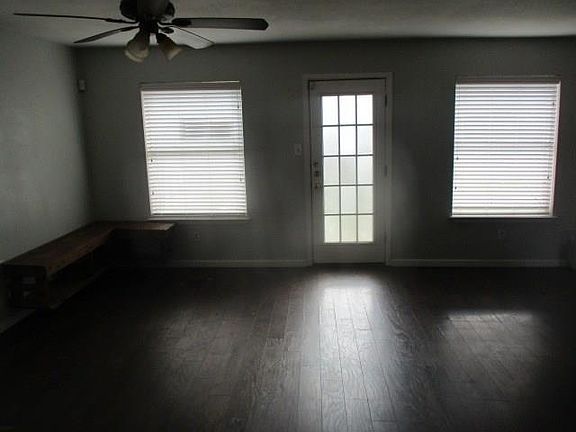 5th image of 1633 Bette Dr