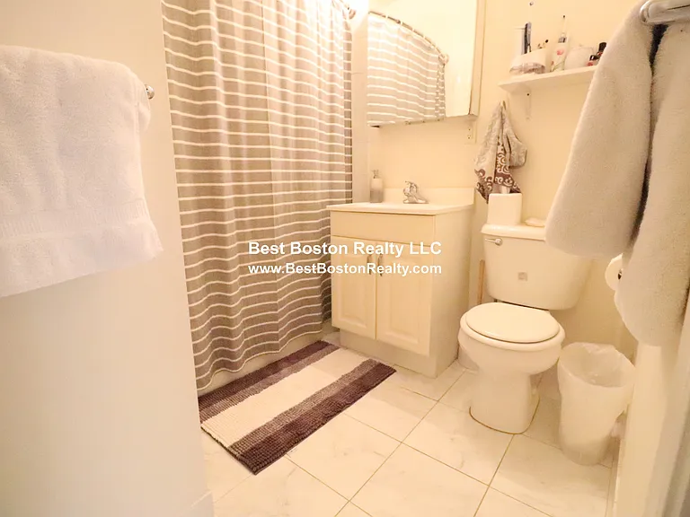 50 Craigie St #5 — Photo 15