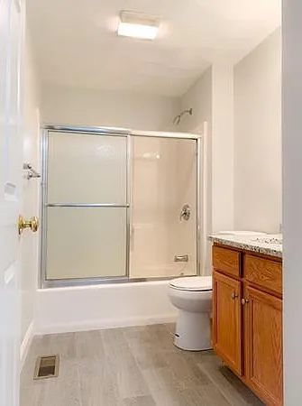 1835 Middlesex St — Photo 18