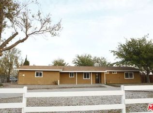 11845 10th Ave, Hesperia, CA 92345
