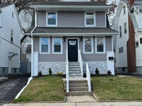 89 Newfield St, East Orange City, NJ 07017