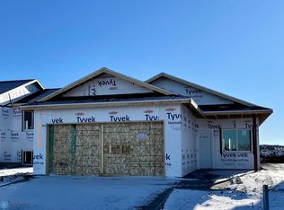 6724 66th Ave S, Horace, ND