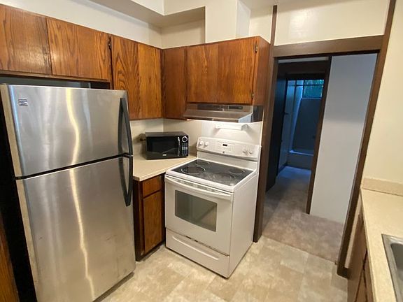 2nd image of 1020 Aoloa Pl APT 107A
