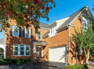 8462 Indian Paintbrush Way, Lorton, VA