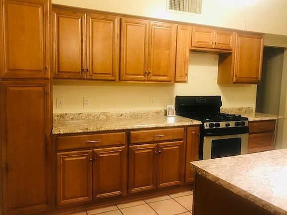2nd image of 9041 E Pine Valley Dr