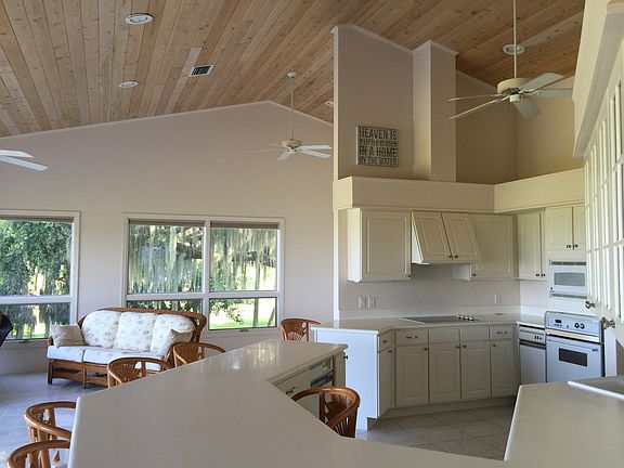 Kitchen/familyrm