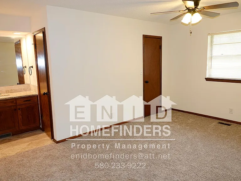 313 Split Rail Rd — Photo 10