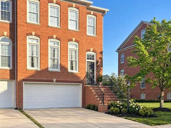 13535 Flowerfield Dr, Rockville, MD 20854
