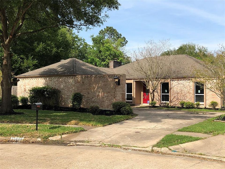 1st image of 15806 Red Willow Dr