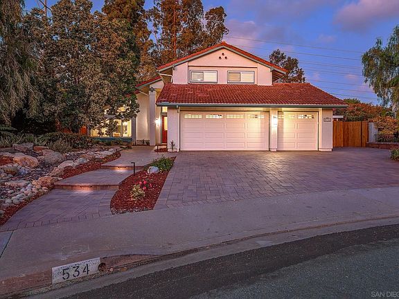 5th image of 534 Shanas Ln