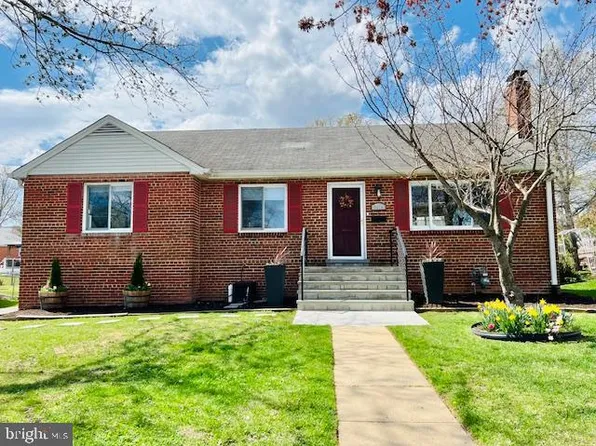 5914 Dinwiddie St, Springfield, VA 22150