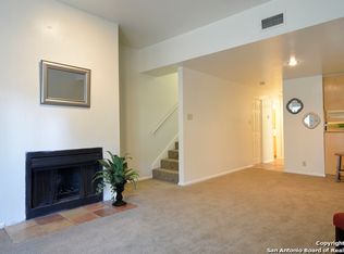 8642 Fredericksburg Rd APT 103, San Antonio, TX 78240