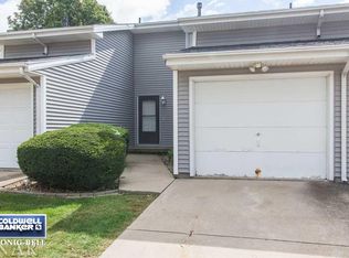 1564 Hunt Dr APT B, Normal, IL 61761