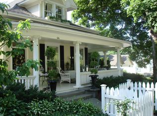 616 Welt St, Weston, MO 64098