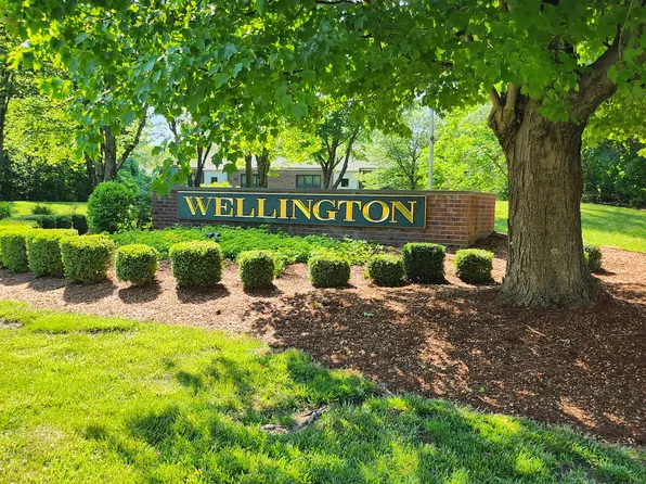 96 Wellington Dr #96, Farmington, CT 06032