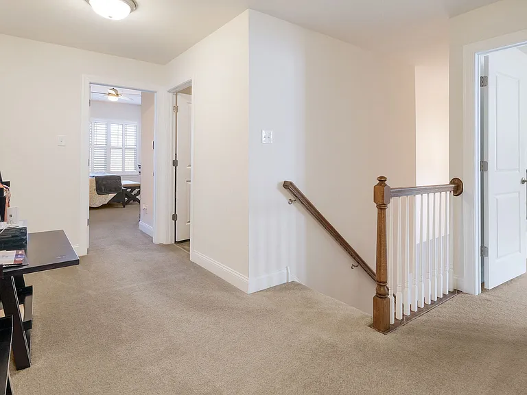 44 Hunters Ln — Photo 18