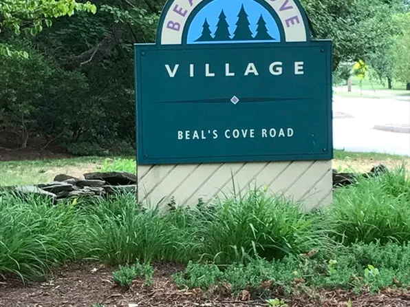 20 Beals Cove Rd APT A, Hingham, MA 02043