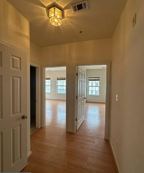 2664 Manhattan Pl #306 — Photo 8