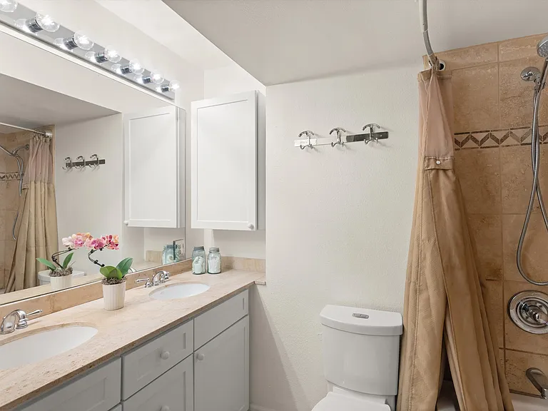 412 Vine St #412 — Photo 14
