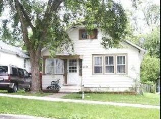 113 Bluff St, Aurora, IL 60505