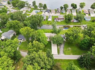 1243 E 790 S, Wolcottville, IN 46795