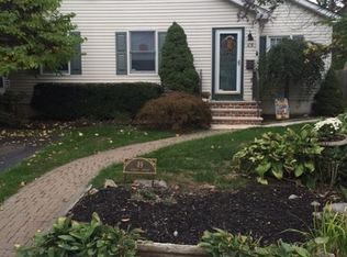 49 Henley Ave, Cranford, NJ 07016