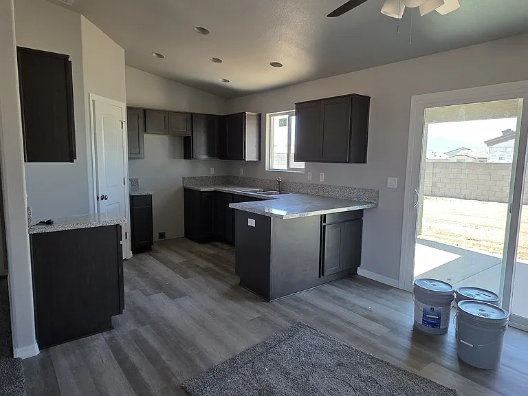 2756 E Colina Cerbat — Photo 1
