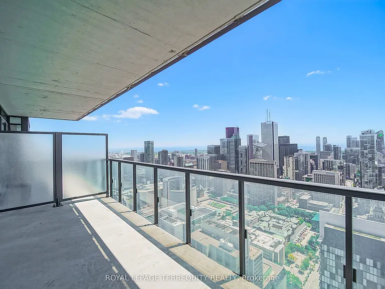 488 University Ave #5008 — Photo 31