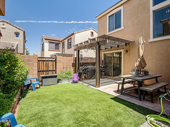2nd image of 2563 E BART Street