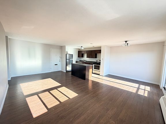 4th image of 20 Bradmon Dr #505