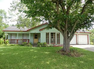 7039 Neff St, Houston, TX 77074