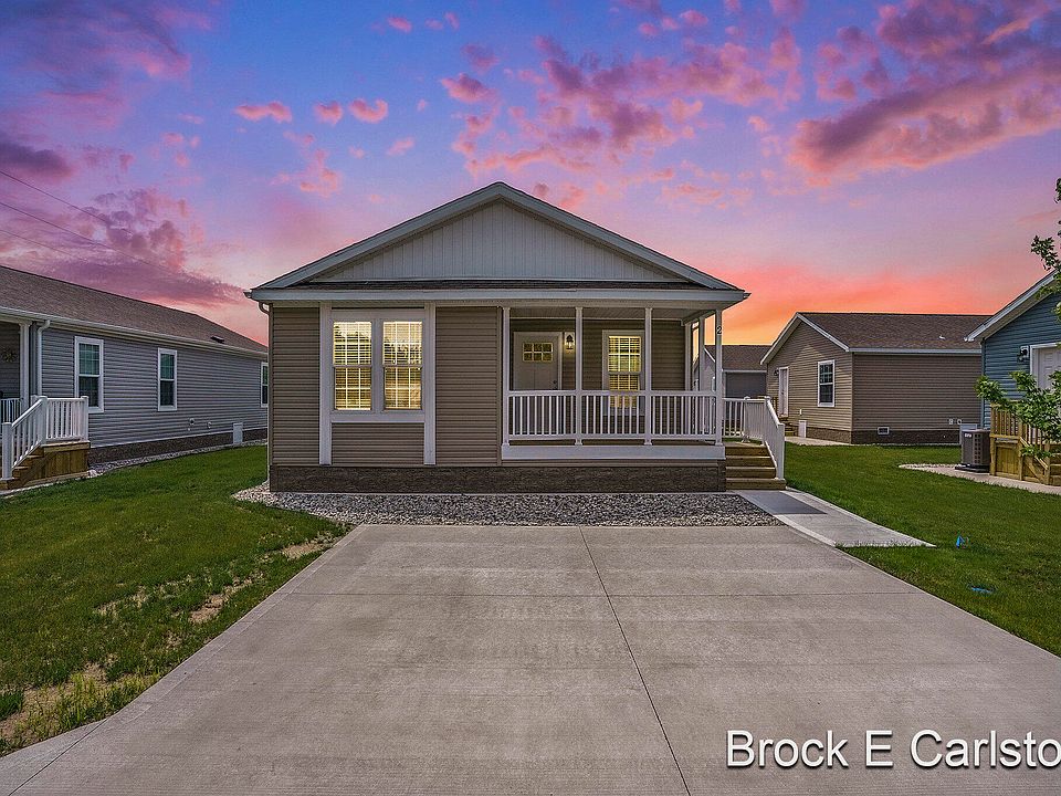 Ellis Landing 1283 E Ellis Rd Norton Shores MI Zillow