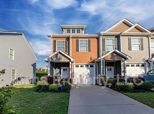 112 Valley Creek Dr, Boiling Springs, SC 29316
